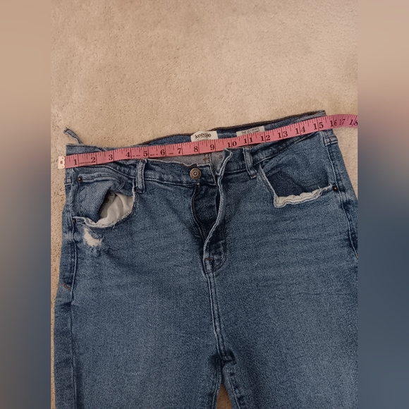 Kensie~Ultimate High Rise Skinny Distressed Denim Jeans - Picture 8 of 14